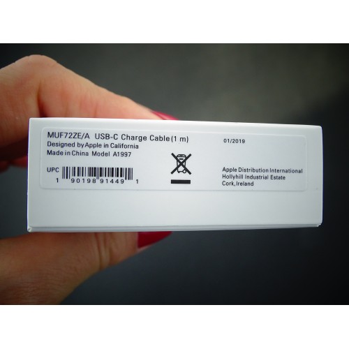 Оригинален кабел USB-C  за данни и зареждане  APPLE MacBook iPad  A1997   USB-C CHARGE CABLE (1 M)